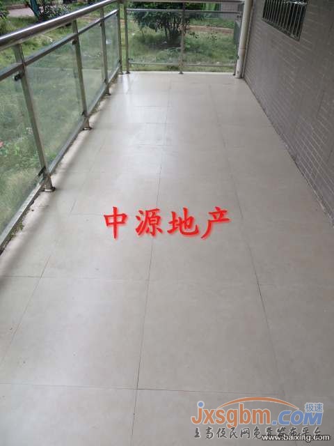 上高《友谊广场旁小区》精装全配，底楼带花园，好停车