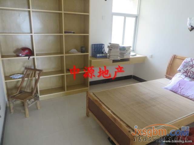 上高《五中附近小区房》，清爽装修，带地下室，三证可
