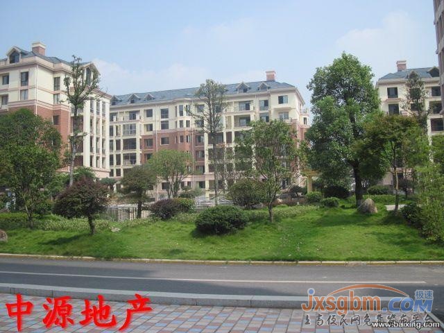 上高锦都圣地雅阁3楼，毛坯三通，产权车库25平三通
