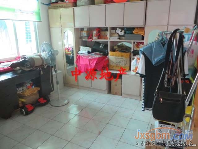 上高《交通路院内》4楼，翻新装修，无暗间，近二五中