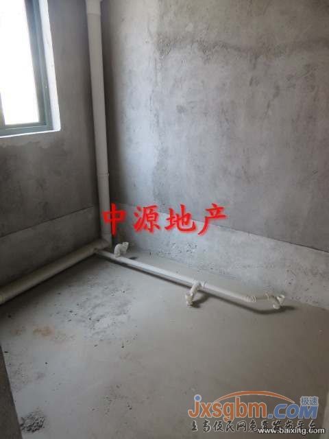 高盛欧锦名城，毛坯，带地面车库，已三通，边间！