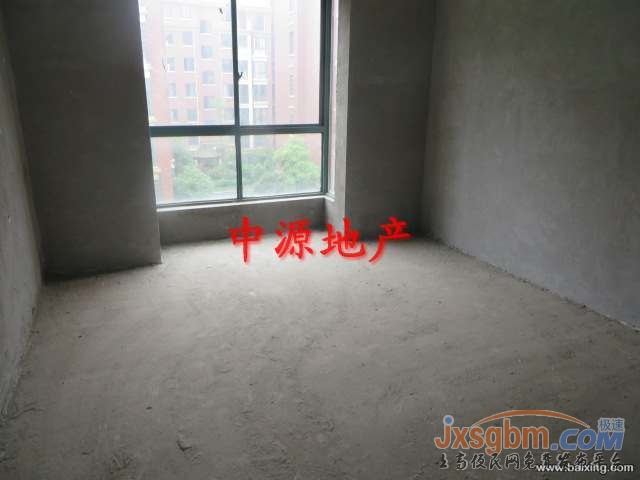 高盛欧锦名城，毛坯，带地面车库，已三通，边间！
