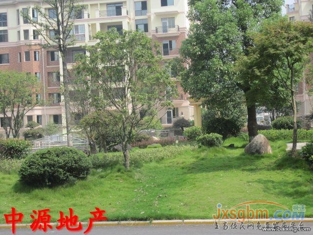 上高锦都圣地雅阁3楼，毛坯三通，产权车库25平三通